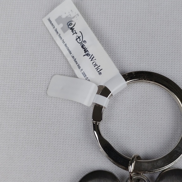 Walt Disney World Mickey Keychain. - Picture 3 of 7